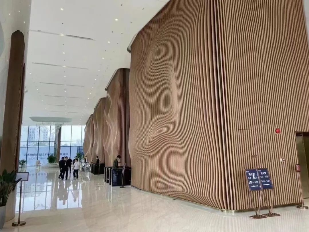 造型鋁板定制，鋁單板的標(biāo)準(zhǔn)厚度！